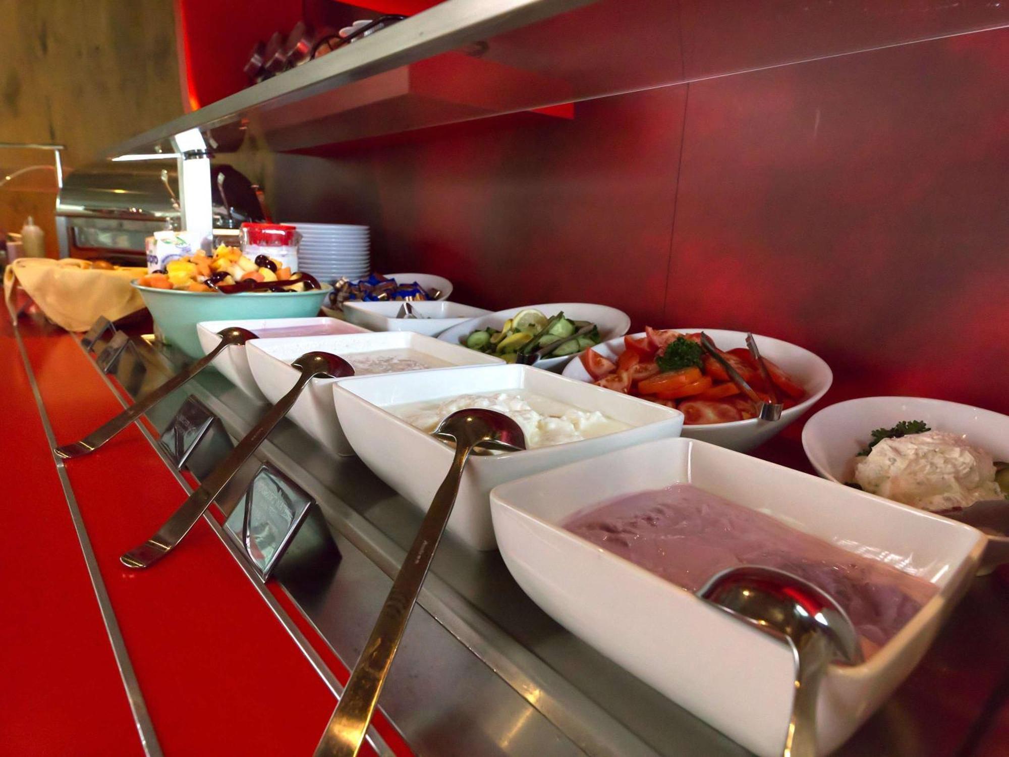 Ibis Koeln Centrum Ngoại thất bức ảnh