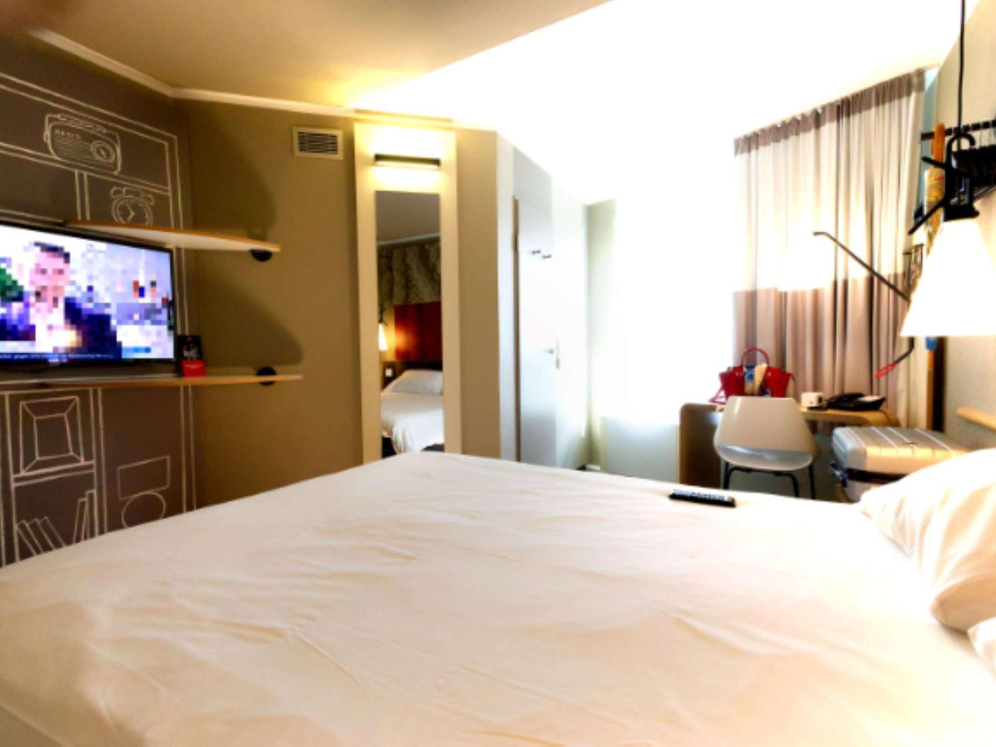 Ibis Koeln Centrum Ngoại thất bức ảnh