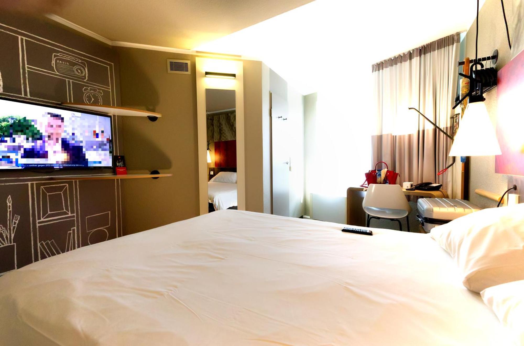 Ibis Koeln Centrum Ngoại thất bức ảnh