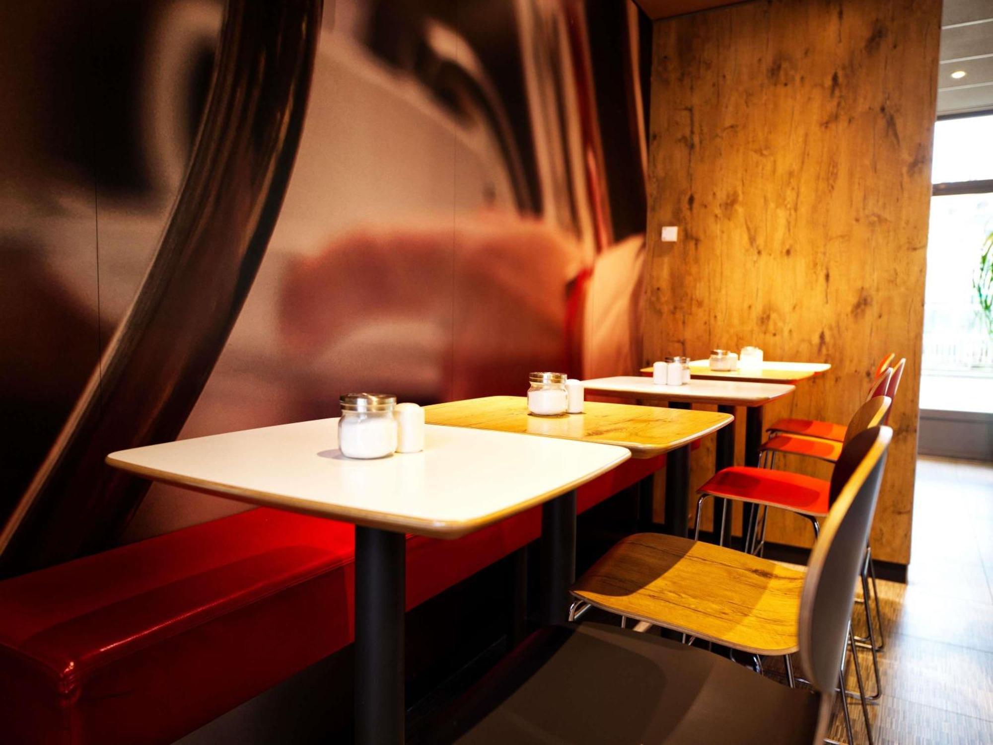 Ibis Koeln Centrum Ngoại thất bức ảnh